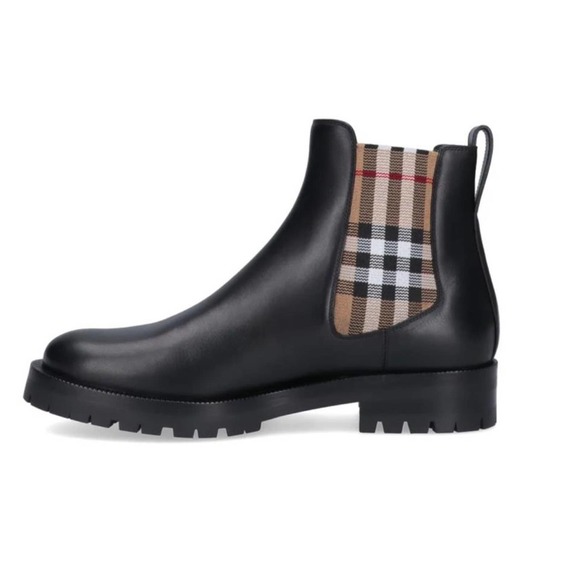 BURBERRY Check Chelsea boots - Picture 4 of 7
